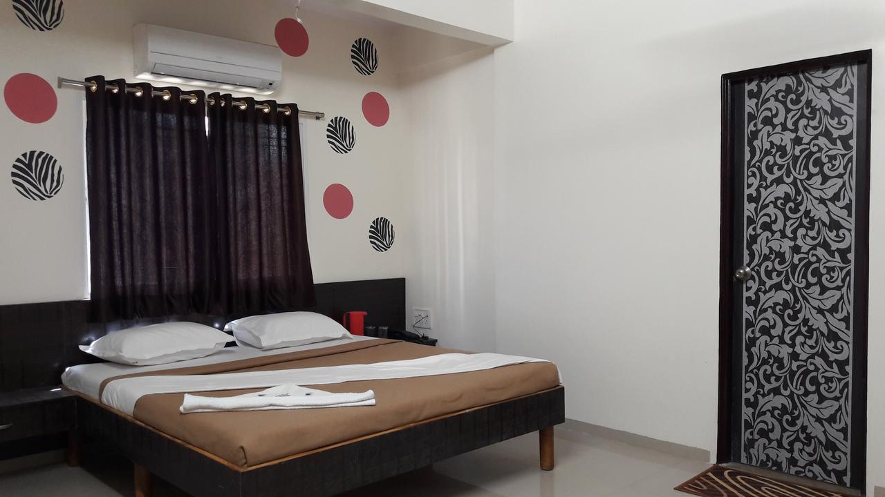 Hotel Aurangabad Regency Exteriör bild